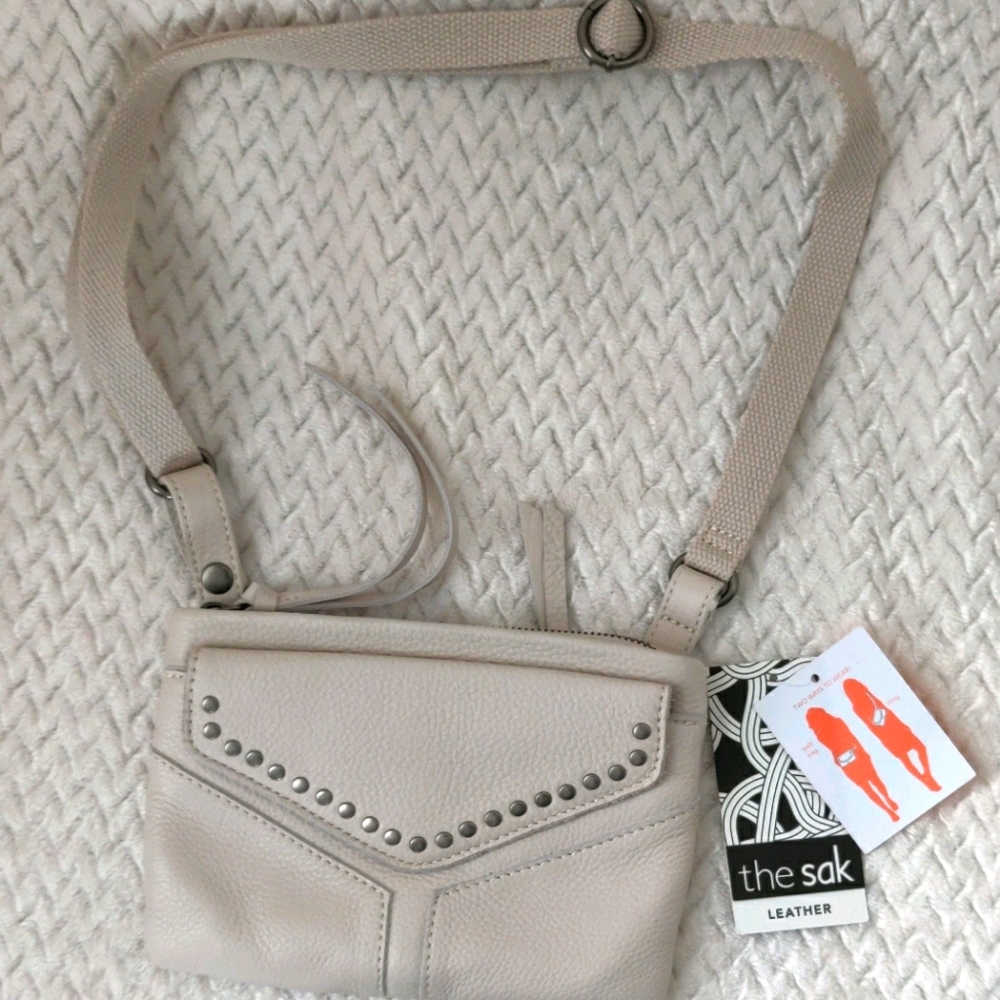 The Sake Novato leather purse